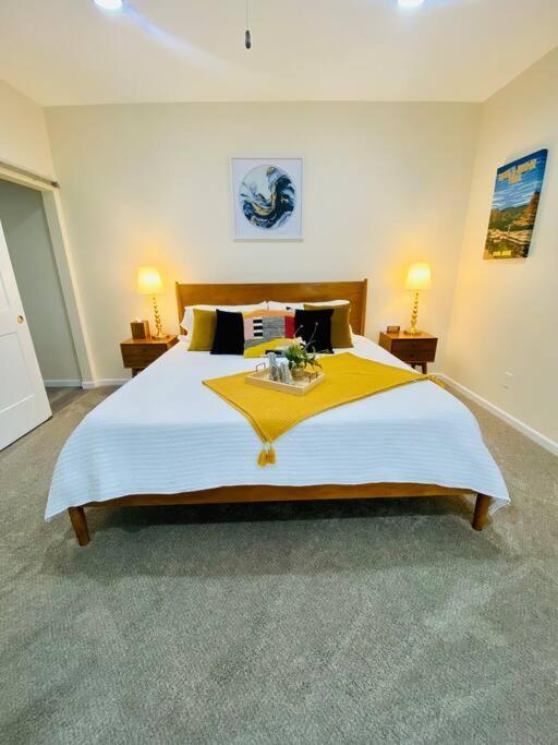 Modern 3 Bedroom Home Cottonwood Ngoại thất bức ảnh